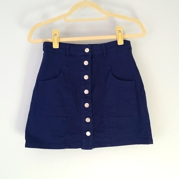 Lulus Dresses & Skirts - Lulus Navy Blue Tutor Button up mini skirt, sz S pockets